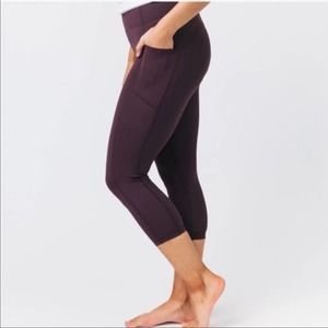 Zyia Active Brilliant Pocket High Rise Crop Capri Leggings Wine Purple Size 12